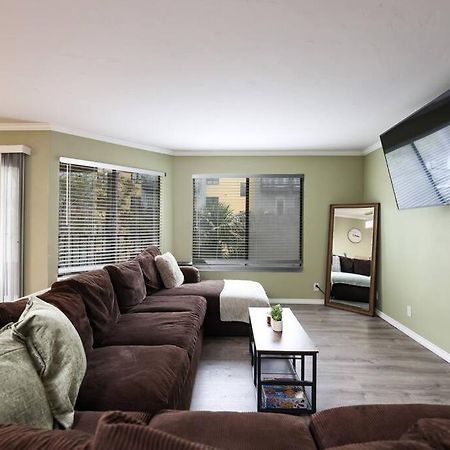 Chic Condo Steps From Petco Park San Diego Exteriör bild
