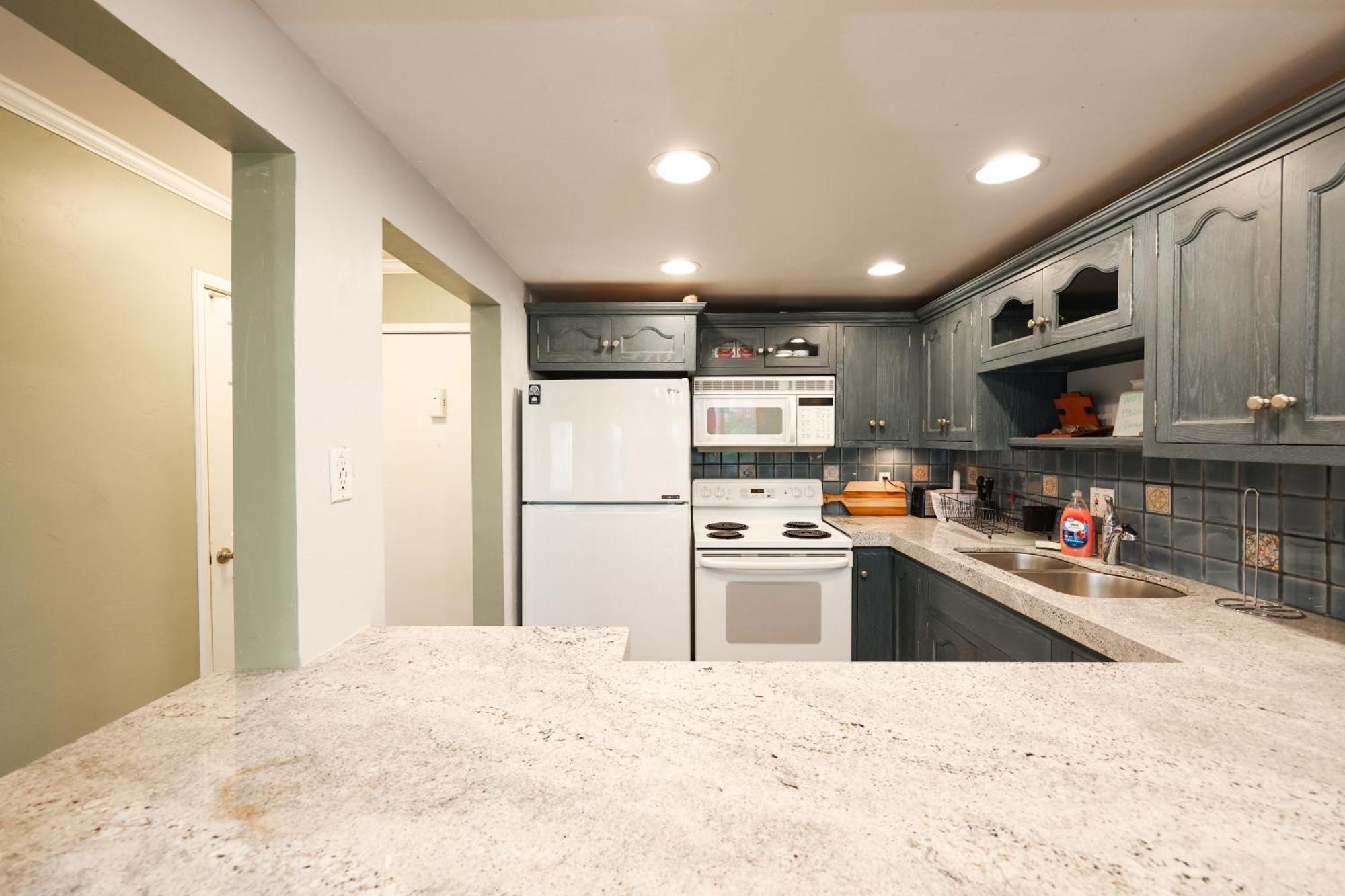 Chic Condo Steps From Petco Park San Diego Exteriör bild